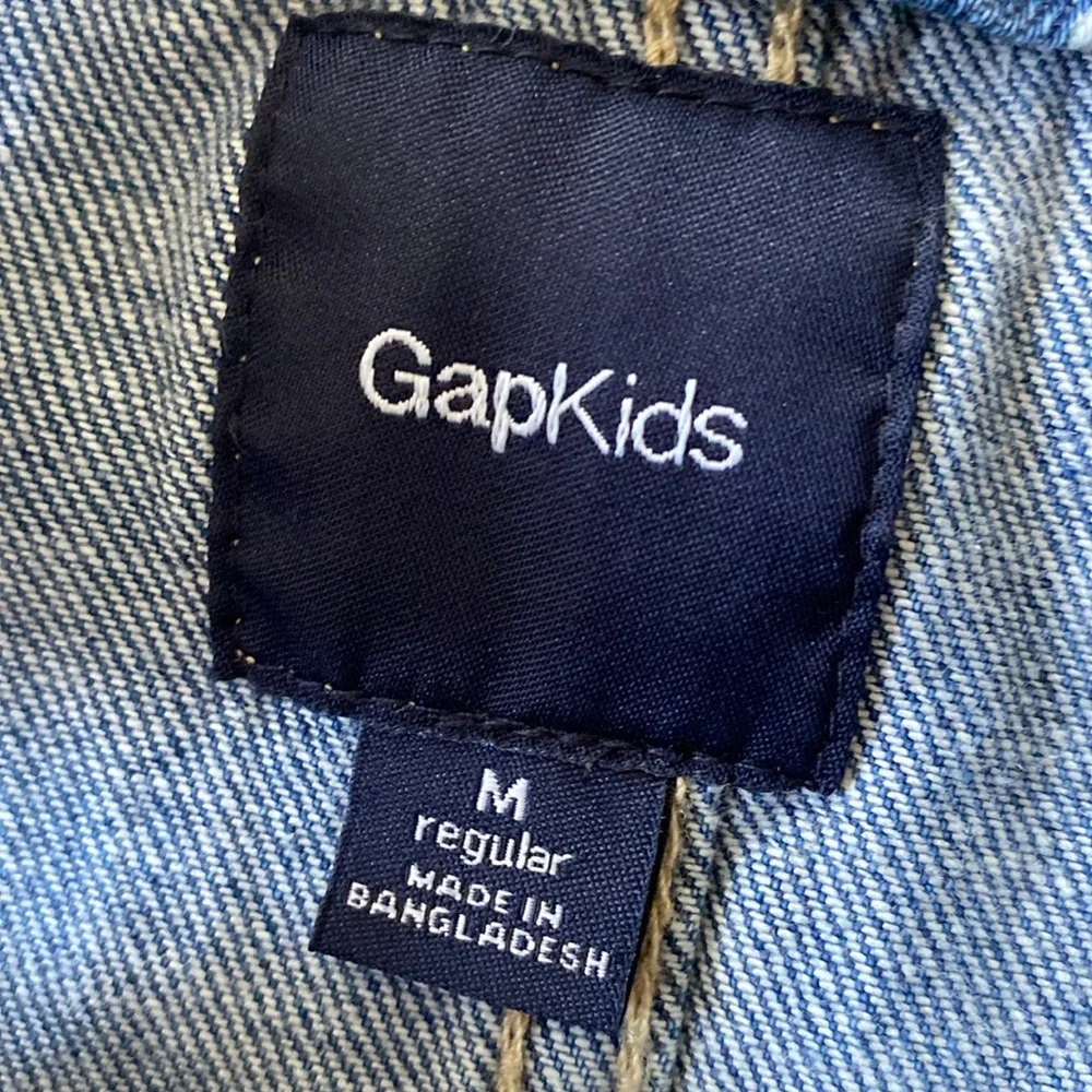 GAP adorable chambray